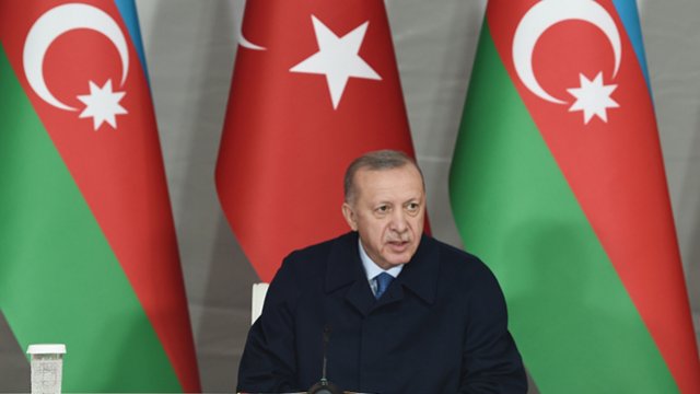 Ərdoğan Azərbaycandakı Türkiyə hərbçiləri ilə bağlı sənədi imzaladı