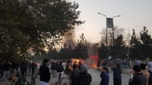 Əfqanıstanda avtomobilə quraşdırılan bomba partladı: Azı altı nəfər həlak olub - FOTO