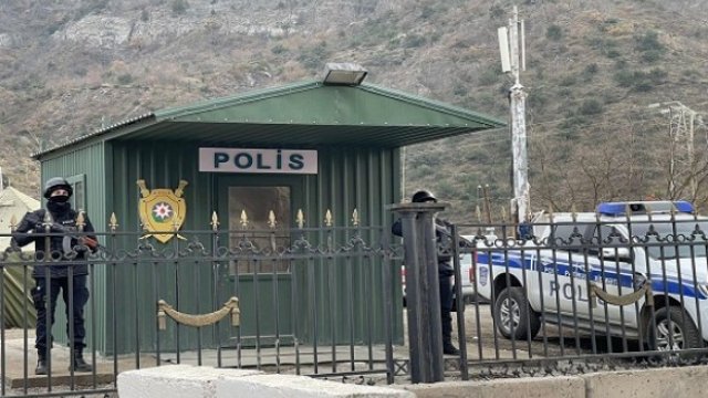 Azərbaycan polisi Gorus-Qafan yolunda - FOTOLAR