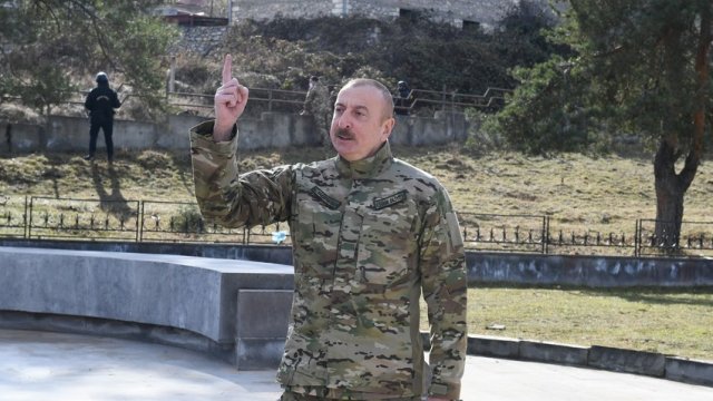 Prezident sərhəddə baş verənlərlə bağlı danışdı