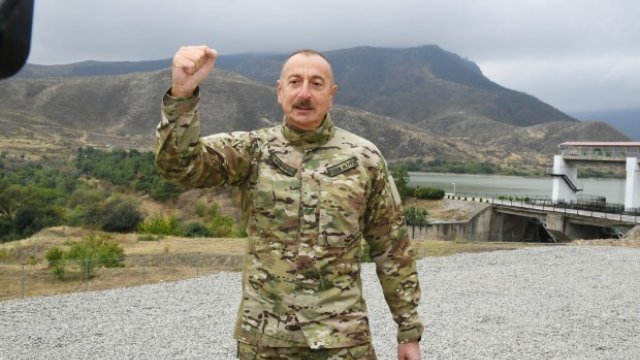 Prezident hərbi xidmətə çağırışla bağlı SƏRƏNCAM İMZALADI
