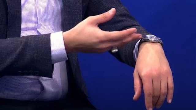 Meyxanaçının qolunda 10 min avroluq saat - FOTOLAR