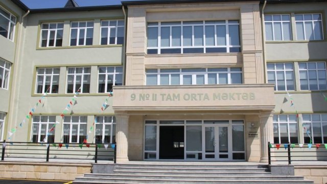 Yeni fəaliyyətə başlayan məktəbə ikinci direktor TƏYİN EDİLDİ