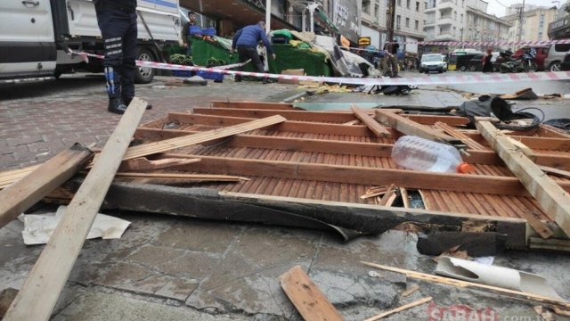 İstanbulda fırtınaya görə məktəblər bir günlük bağlanacaq