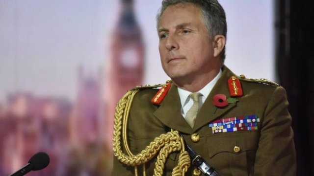 Britaniya ordusunun Baş Qərargah rəisi istefa verdi