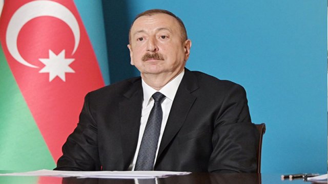 Prezident doqquz nəfərə fəxri ad verdi - SƏRƏNCAM