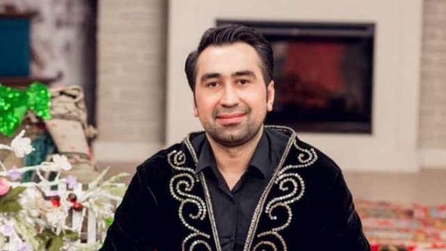 Müğənni Elton toy aparmaq üçün 42 MİN MANAT ALDI