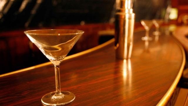 Bu ölkədə restoranlarda spirtli içkilər qadağan edildi - 