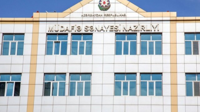 İki nəfərə “Əməkdar mühəndis” fəxri adı verildi