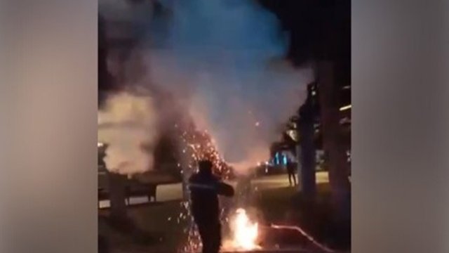 “Park Bulvar” yaxınlığında yolka yandı - VİDEO