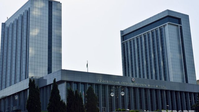 Milli Məclis “Media haqqında” qanun layihəsini II oxunuşda qəbul etdi