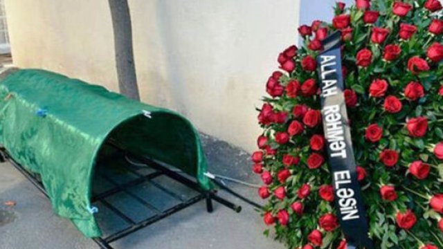 Bu universitetin şöbə müdiri COVID-dən öldü - FOTO