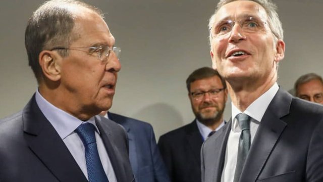 Lavrov NATO-nun baş katibini istefa verməyə çağırdı