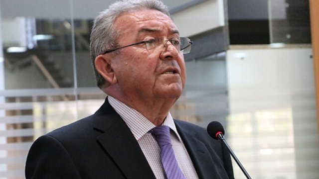 Misir Mərdanovdan müəllimlərə saxta diplom verməsi iddialarına REAKSİYA