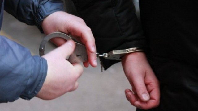 Tükürpədici QƏTL: qonşusunu öldürüb yedi - FOTO