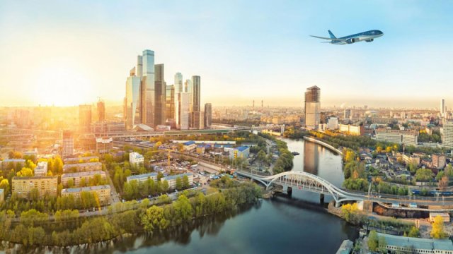 Rusiyadan Bakıya gələn iki nəfər təyyarədə öldü