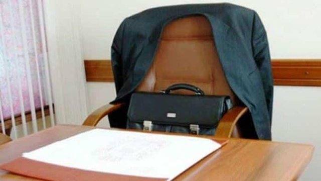 Nazirin işdən çıxardığı rəis danışdı (FOTO)