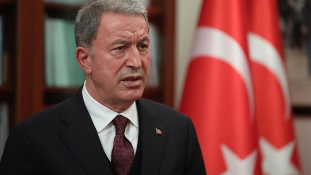 Hulusi Akar Azərbaycana satılan silahlardan danışdı