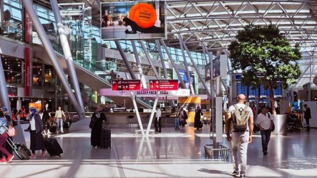 Bir qrup Azərbaycan vətəndaşı Qazaxıstandan təxliyə edildi