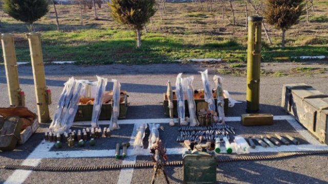 Füzulidə silah-sursat aşkar edilib - FOTO