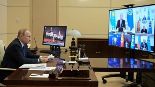 Putin Tokayevin adını unutdu - VİDEO