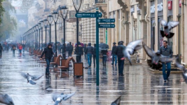 Sabah Bakıda yağış yağacaq, güclü külək əsəcək