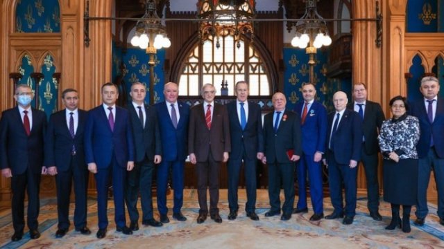 Lavrov MDB ölkələrinin səfirləri ilə görüşdü