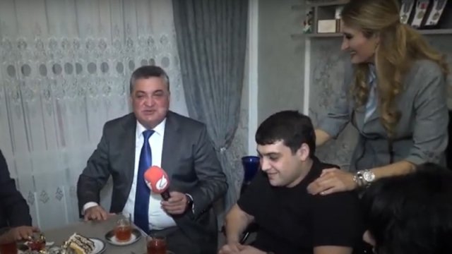Namiq Məna qazi Camal Alxasovun şərəfinə meyxana dedi - VİDEO