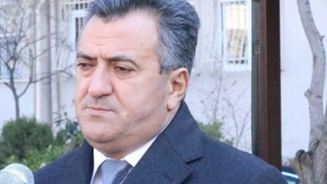 Abdin Fərzəliyev müavinini və bir neçə əməkdaşı işdən azad ETDİ