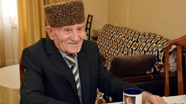 Əməkdar rəssam dünyasını dəyişdi