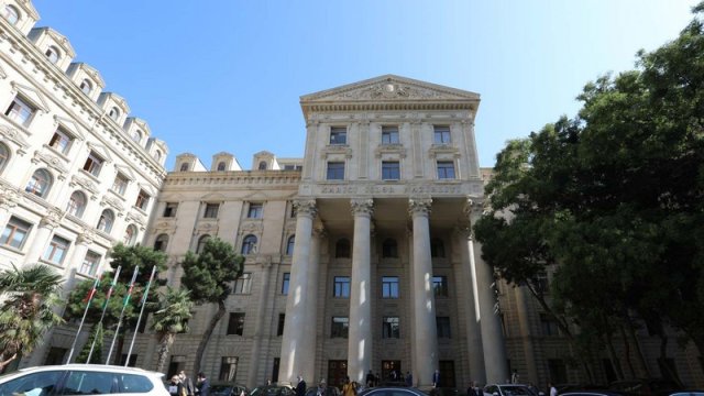 XİN Paşinyanın açıqlamasına münasibət bildirdi