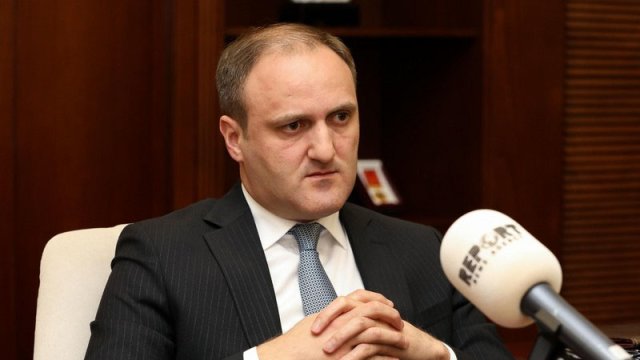 Tanınmış şirkətin əməkdaşlarının maaşının verilməməsinə rəsmi münasibət