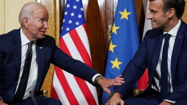 Bayden yenə Makrona zəng VURDU