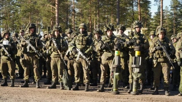 Avropada CİDDİ GƏRGİNLİK: Finlandiya ordusu 