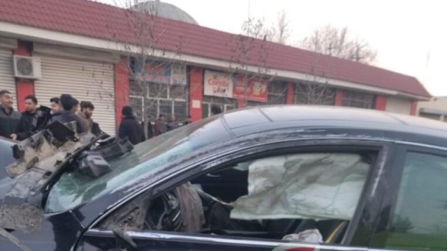 İcra başçısı və müavininin maşınları qəzaya düşdü, yaralılar var – FOTO