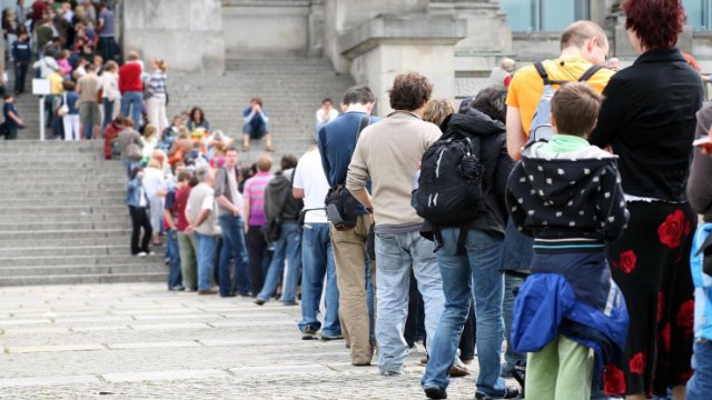 Heç nə etmədən 1 saata 45 manat qazandıran iş