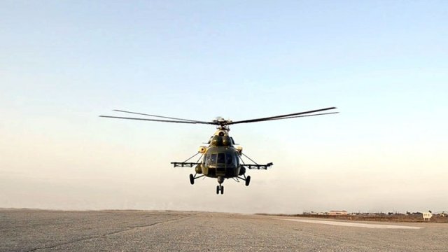 Helikopterlərlə uçuş məşqləri keçirildi - VİDEO