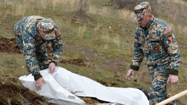Daha bir erməni hərbçisinin meyitinin qalıqları tapıldı