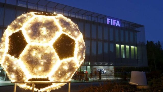 Futbolda Rusiya bayrağı və himni qadağan edildi