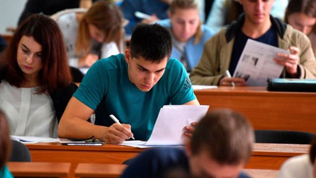 Prezidentin yeni sərəncamı nə qədər gənci əhatə edəcək?