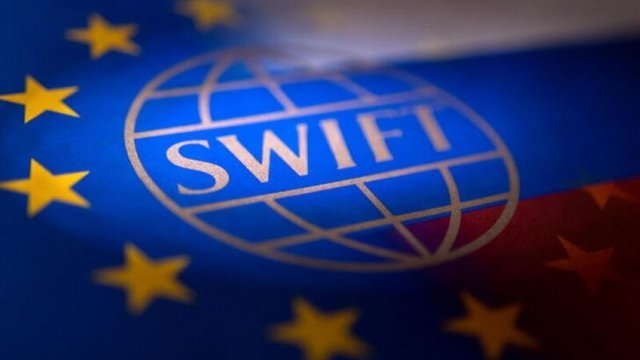 Aİ Rusiya banklarının SWIFT-dən ayrılması imkanlarını araşdırır