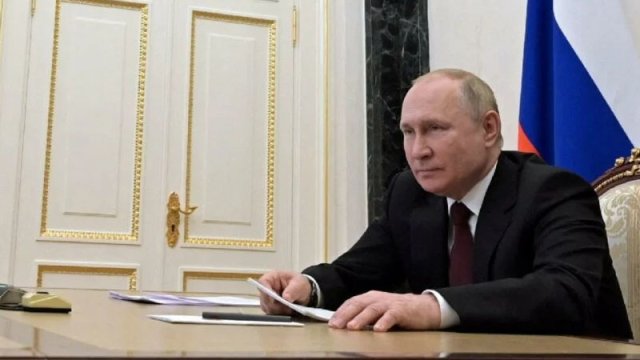 Putin bu vəzifəsindən uzaqlaşdırıldı