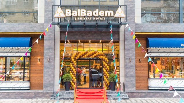 Novruz süfrələrinizi “BalBadem”lə bəzəyin!