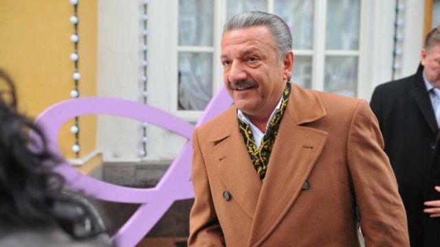 Telman İsmayılovun qardaşı oğluna hökm oxundu - Müğənnini qaçırdığı üçün