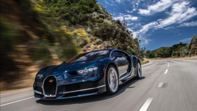 Bu avtomobil 7 dəqiqəyə 500 manatlıq benzin yandırır - “Bugatti”
