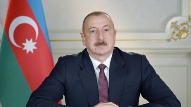 İlham Əliyev BƏƏ-nin energetika və infrastruktur nazirini qəbul etdi