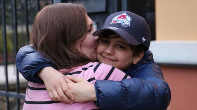 Ukraynadan Slovakiyaya tək gələn 11 yaşlı uşaq ailəsinə qovuşdu