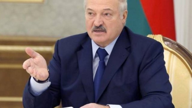 Lukaşenko Zelenskini HƏDƏLƏDİ