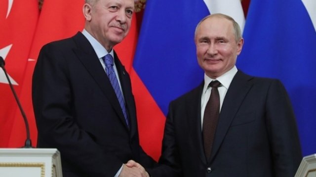 Ərdoğanla Putin arasında telefon danışığı oldu
