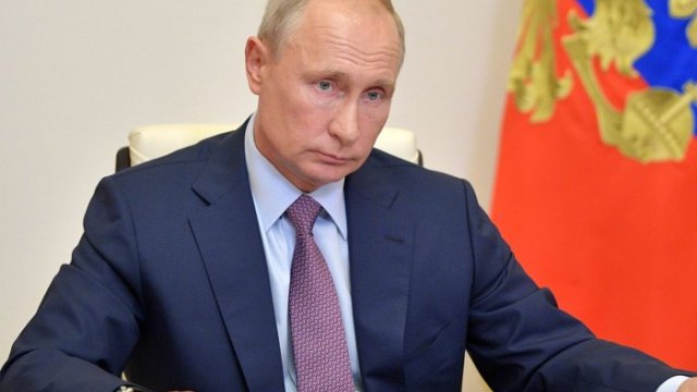 Putin təcili iclas keçirir